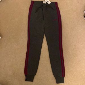 Adidas pants, women’s xs, Multi Sport Multi Deporte dark grey heather/po